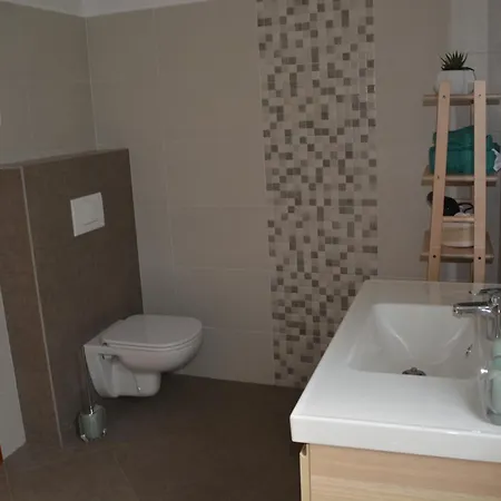 Lejlighed Apartmaji Grapa *